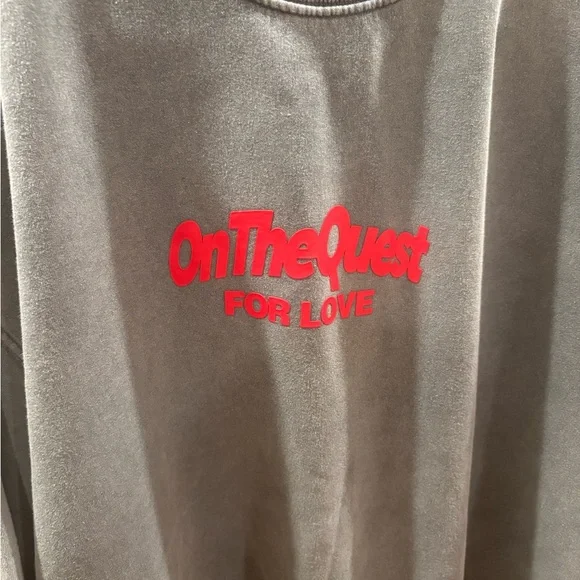 Zara Gray and Red Crewneck Sweater Relaxed Fit - Picture 5 of 12